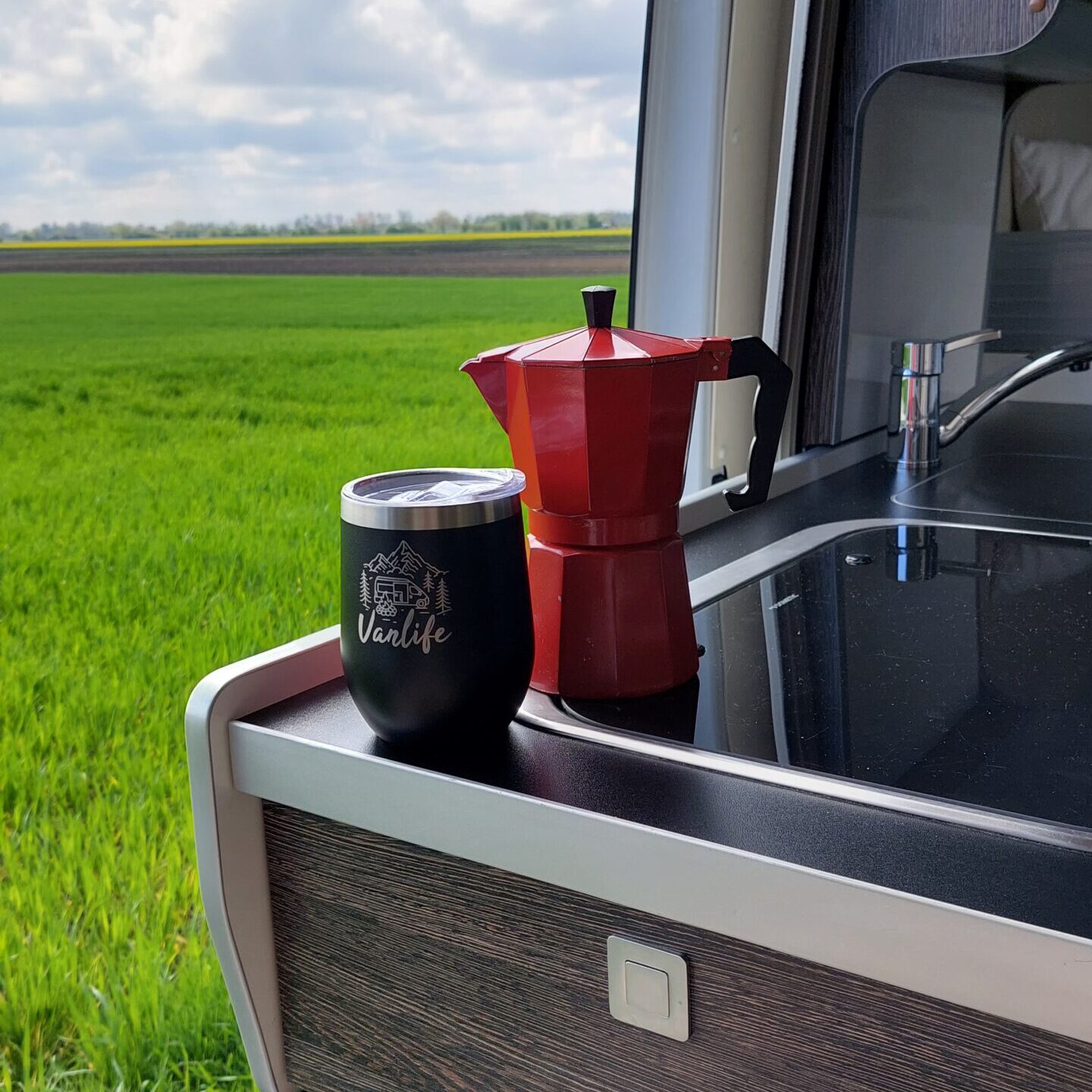 camperflower-all-in-one-vanlife-becher-doppelwandiger-edelstahl-isolierbecher-sc image 3