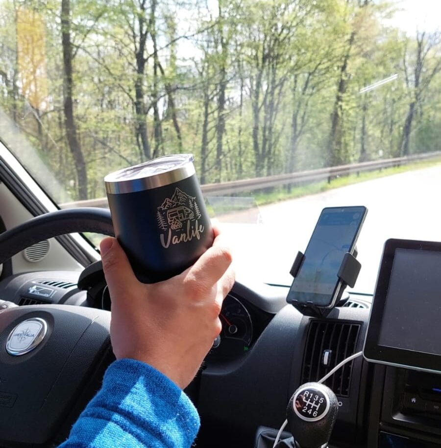 camperflower-all-in-one-vanlife-becher-doppelwandiger-edelstahl-isolierbecher-sc image 6
